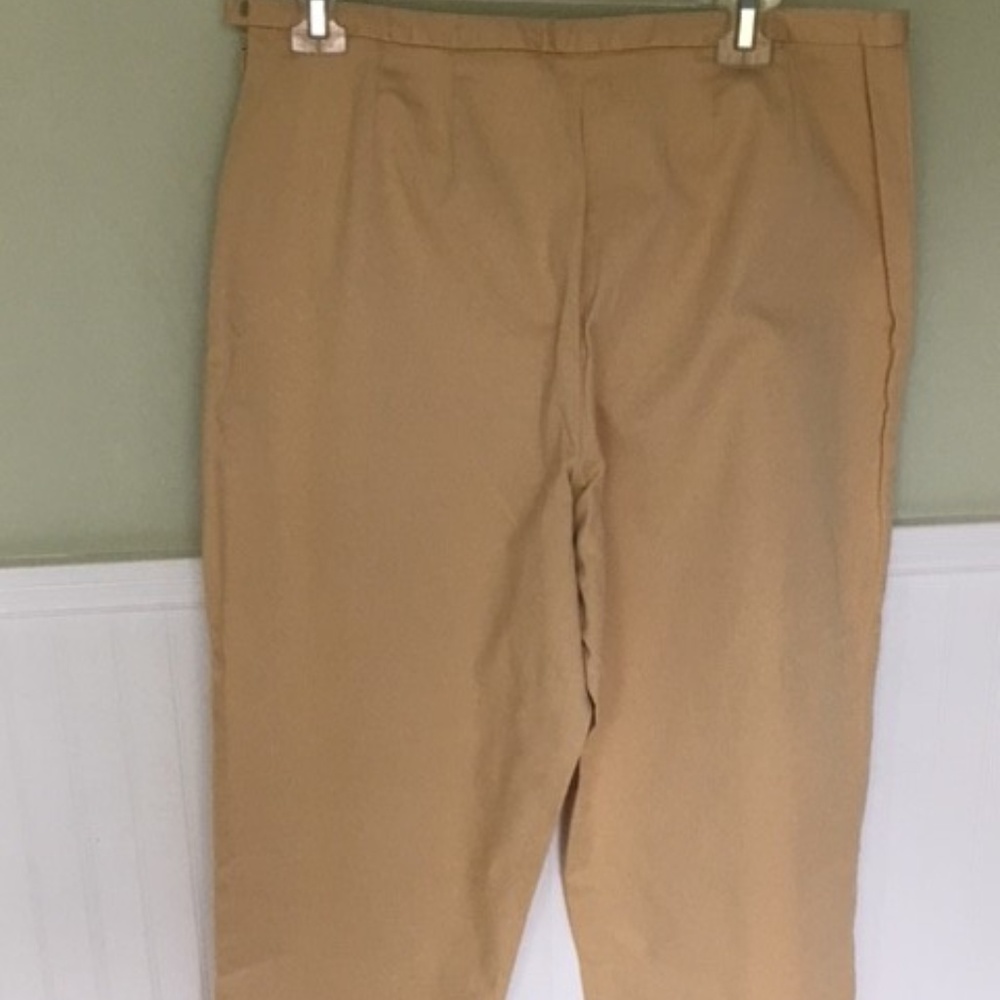 Pants - Picture 3 of 4